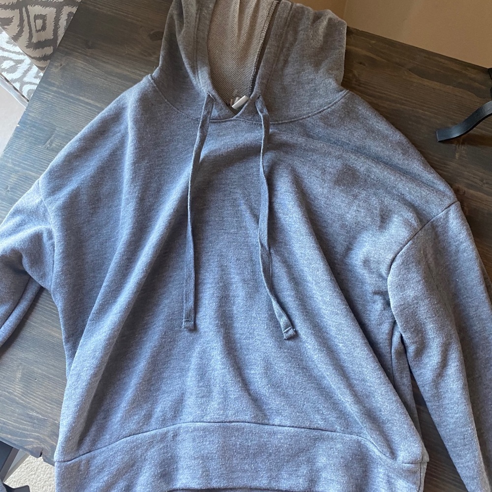 Grey cropped hoodie